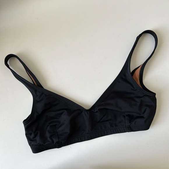 Nu Swim Fen Top in Black Size Medium - Picture 2 of 8